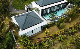 Zebra Villa by Nagisa Bali